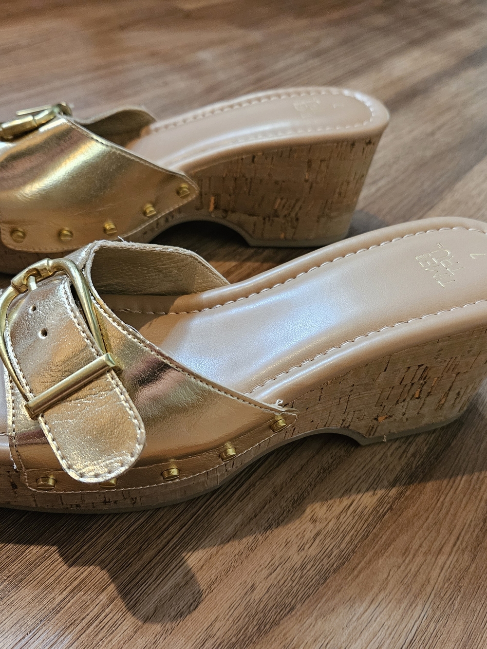 Time and Tru Metallic Gold Cork Wedge Slide Sandals Size 7
